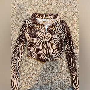 RUE 21 BUTTON DOWN LONG SLEEVE